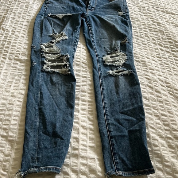 American Eagle Distressed Super Hi-Rise Jegging Size 8 - Picture 6 of 7